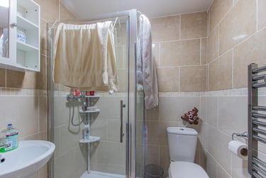 1 bed house, Richmond Crescent, City Centre, Cardiff, CF243AH - Image 4